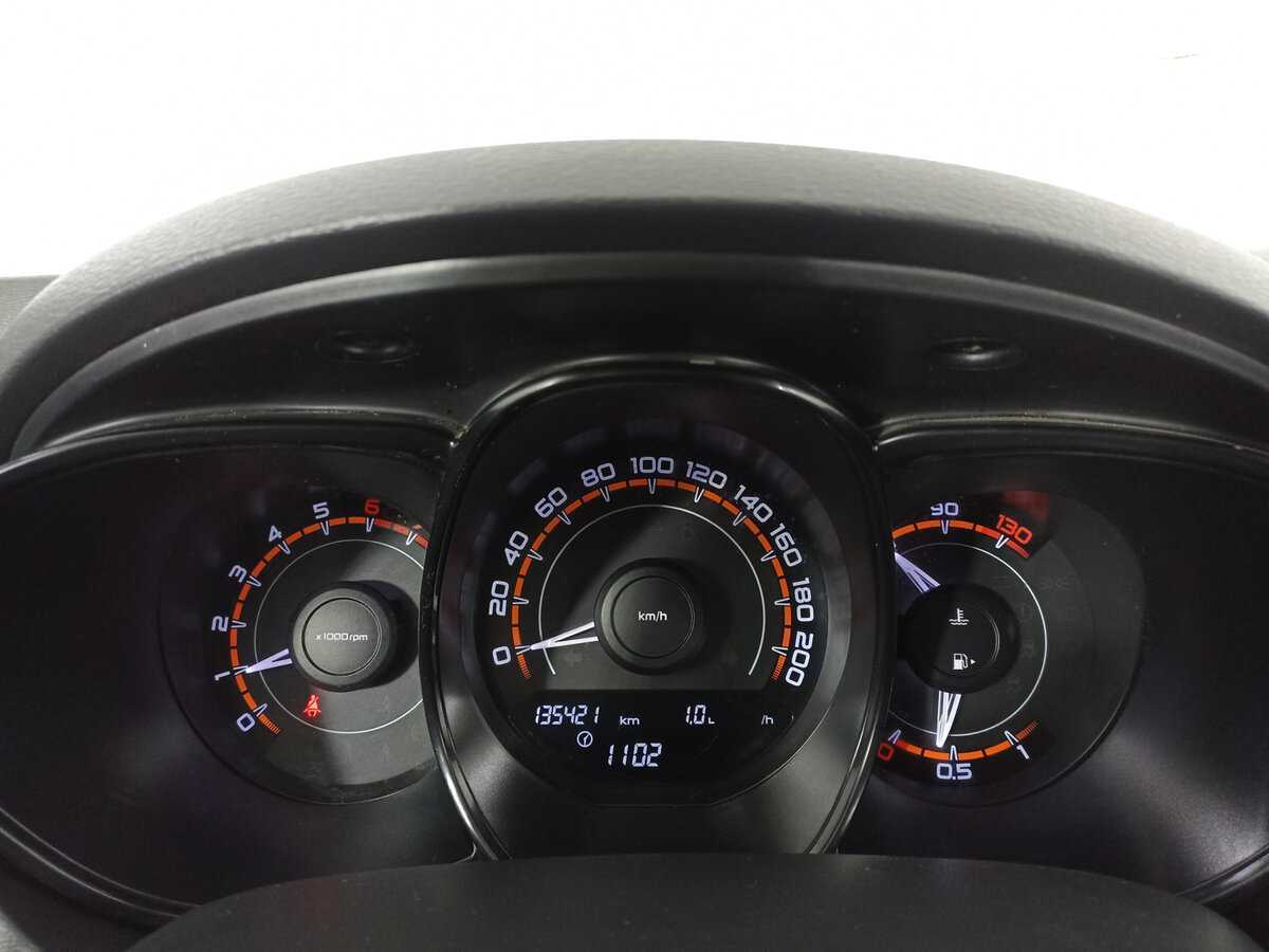 Лада (ВАЗ) Веста б/у, 2017, Механическая. Фото: #11