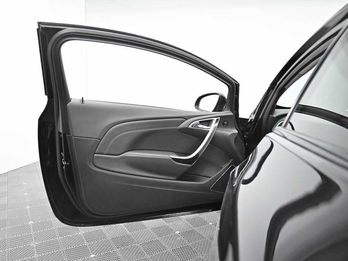 Опель Астра б/у, 2012, Автоматическая. Фото: #4