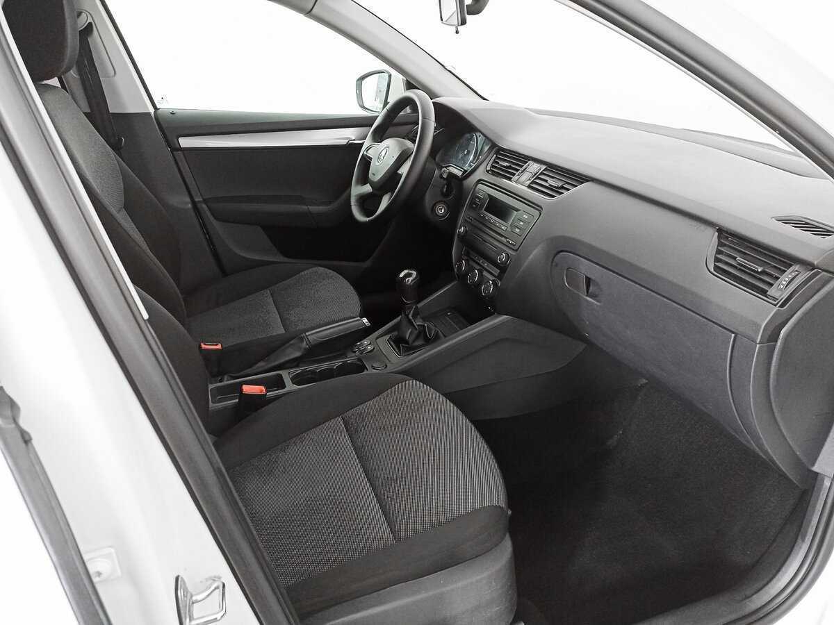 Шкода Октавия б/у, 2014, Механическая. Фото: #10