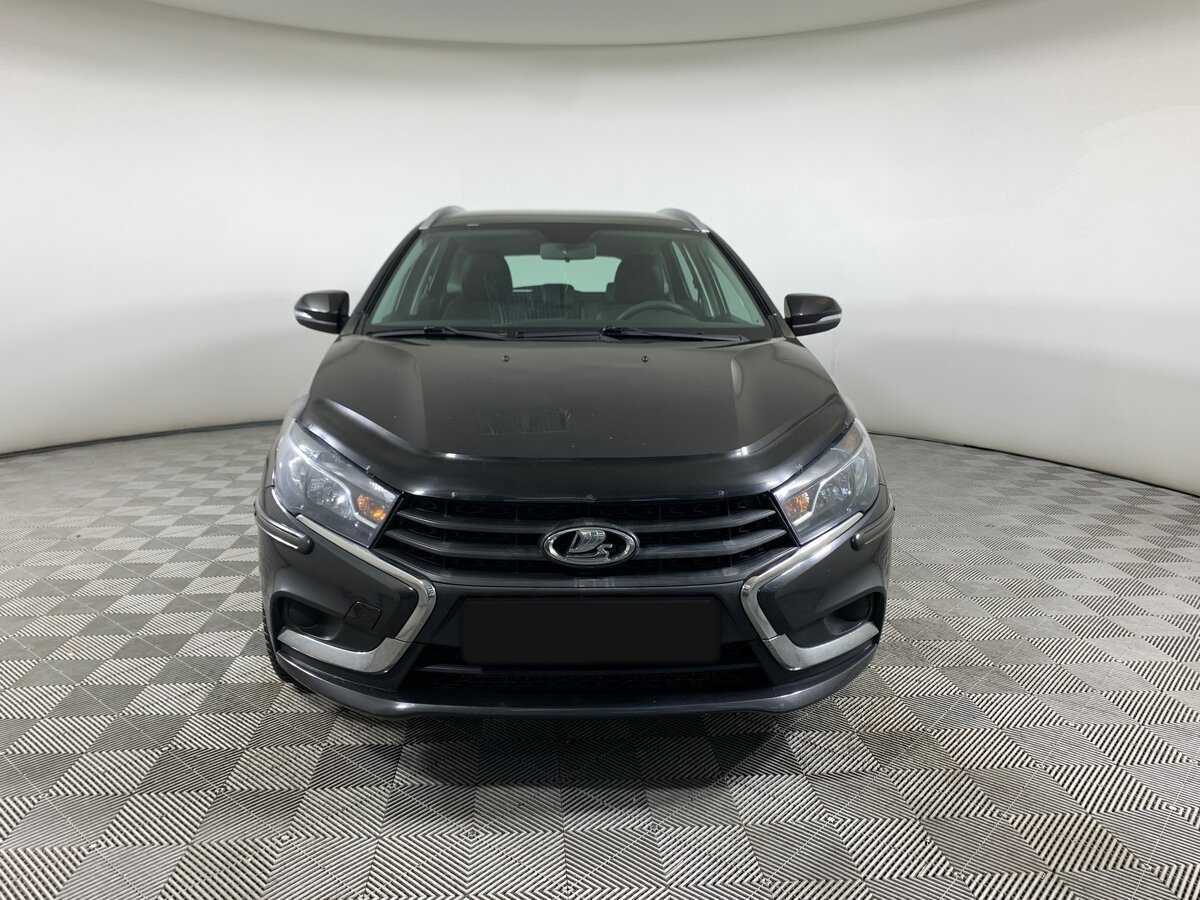 Лада (ВАЗ) Веста б/у, 2018, Механическая. Фото: #1