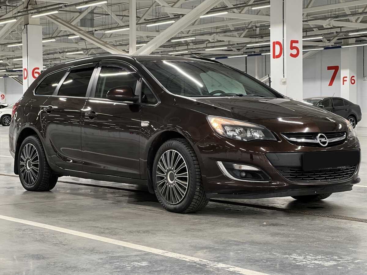 Опель Астра б/у, 2013, Автоматическая. Фото: #2