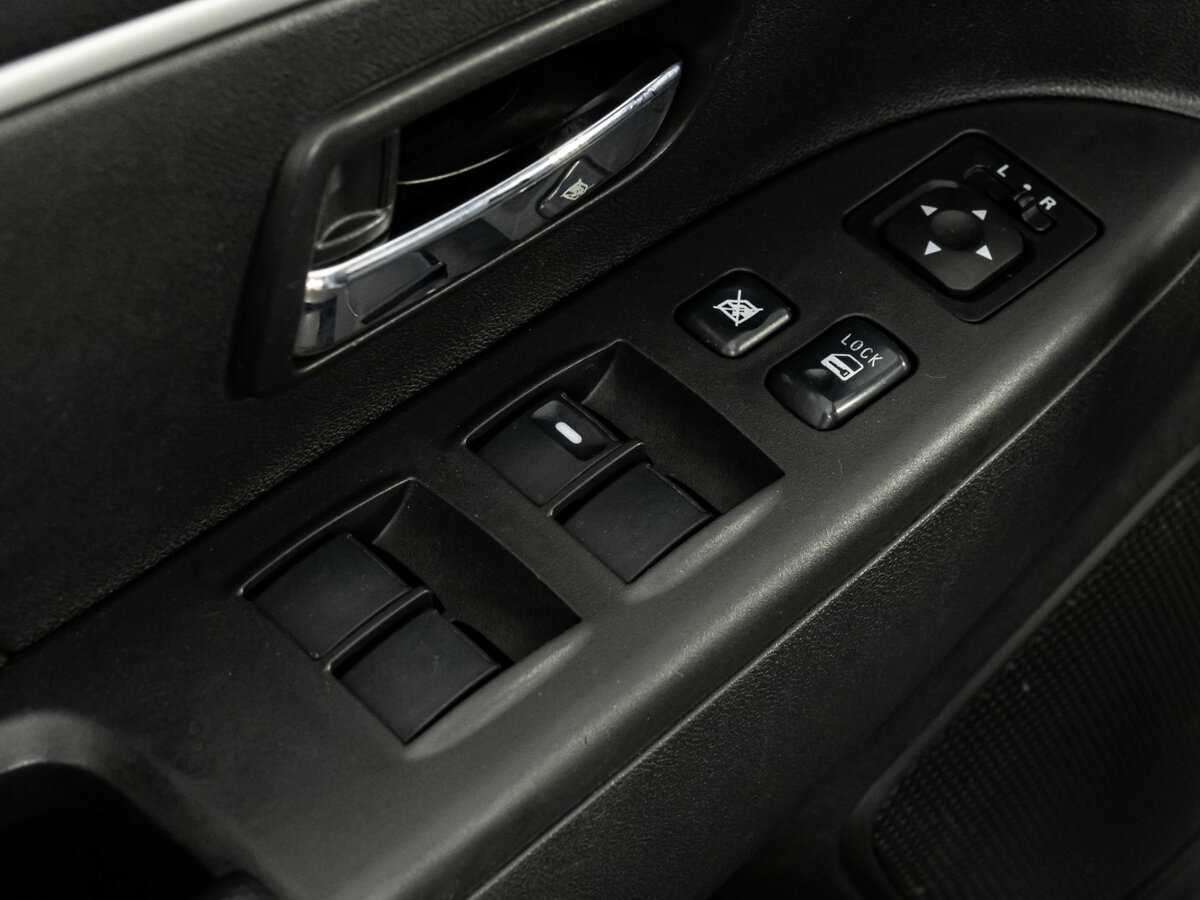 Митсубиши АС-Икс б/у, 2013, Механическая. Фото: #12