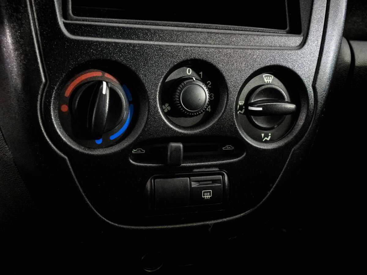 Лада (ВАЗ) Гранта б/у, 2017, Механическая. Фото: #9