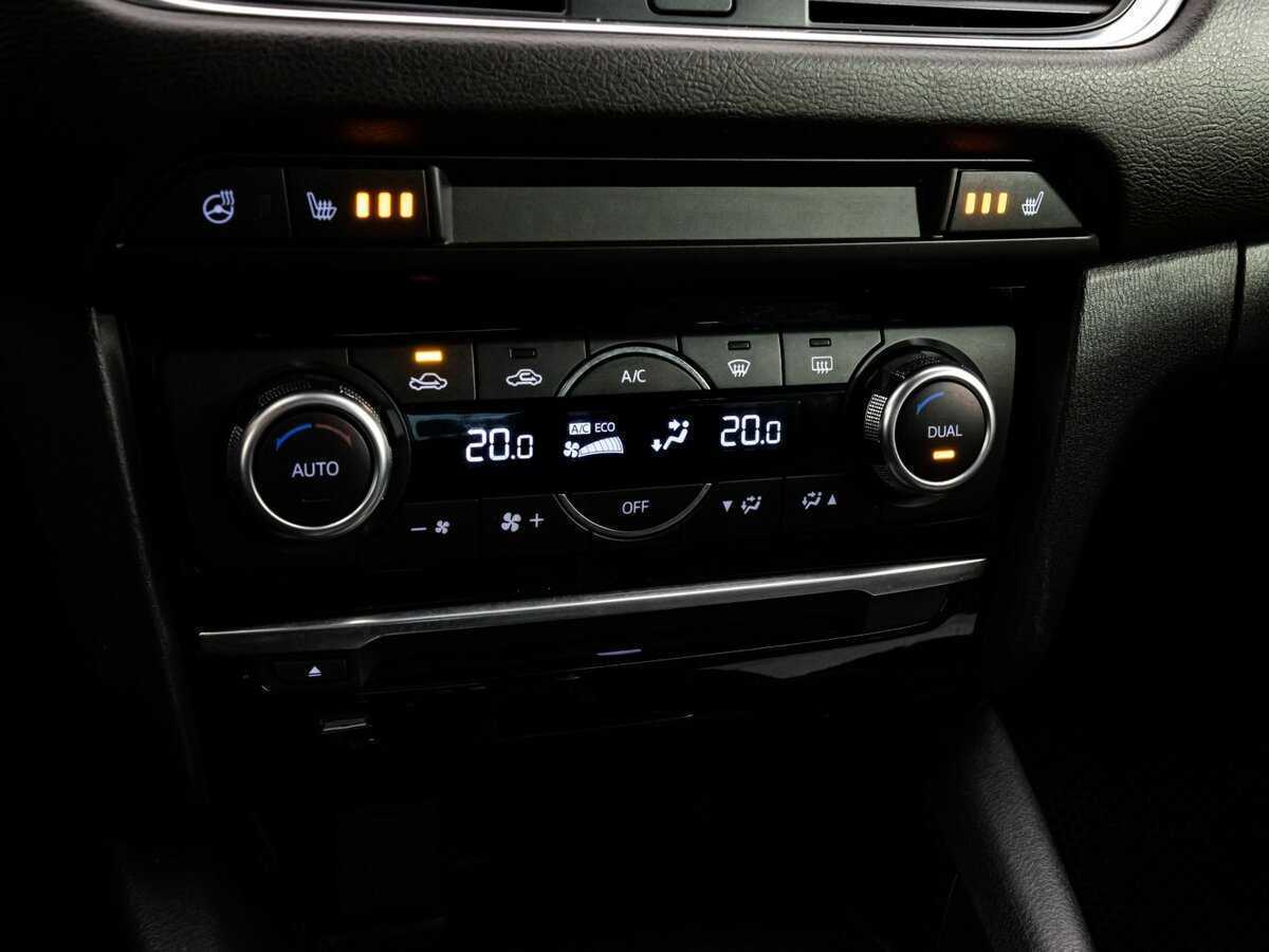 Мазда 6 б/у, 2017, Автоматическая. Фото: #17