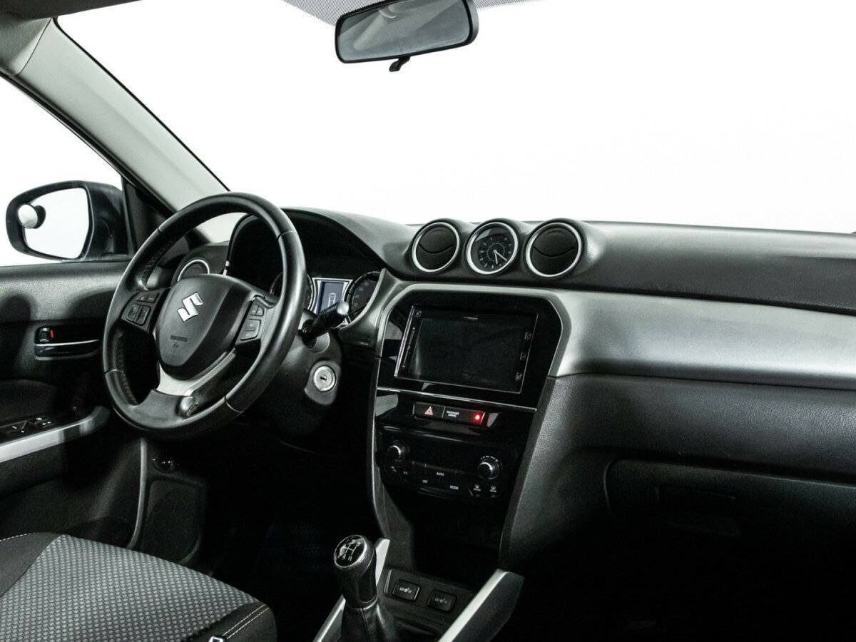 Сузуки Витара б/у, 2016, Механическая. Фото: #8