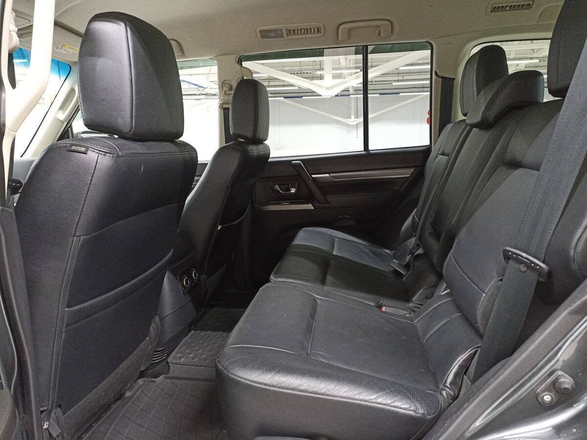 Митсубиши Паджеро б/у, 2012, Автоматическая. Фото: #11