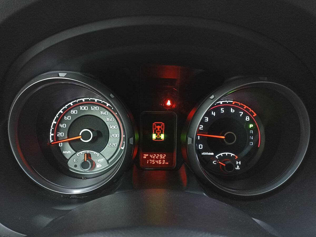 Митсубиши Паджеро б/у, 2012, Автоматическая. Фото: #12