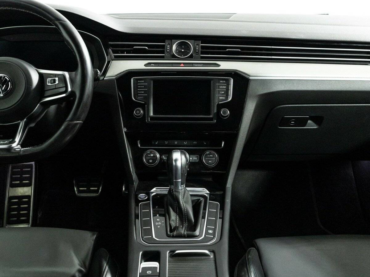 Фольксваген Пассат б/у, 2017, Роботизированная. Фото: #13