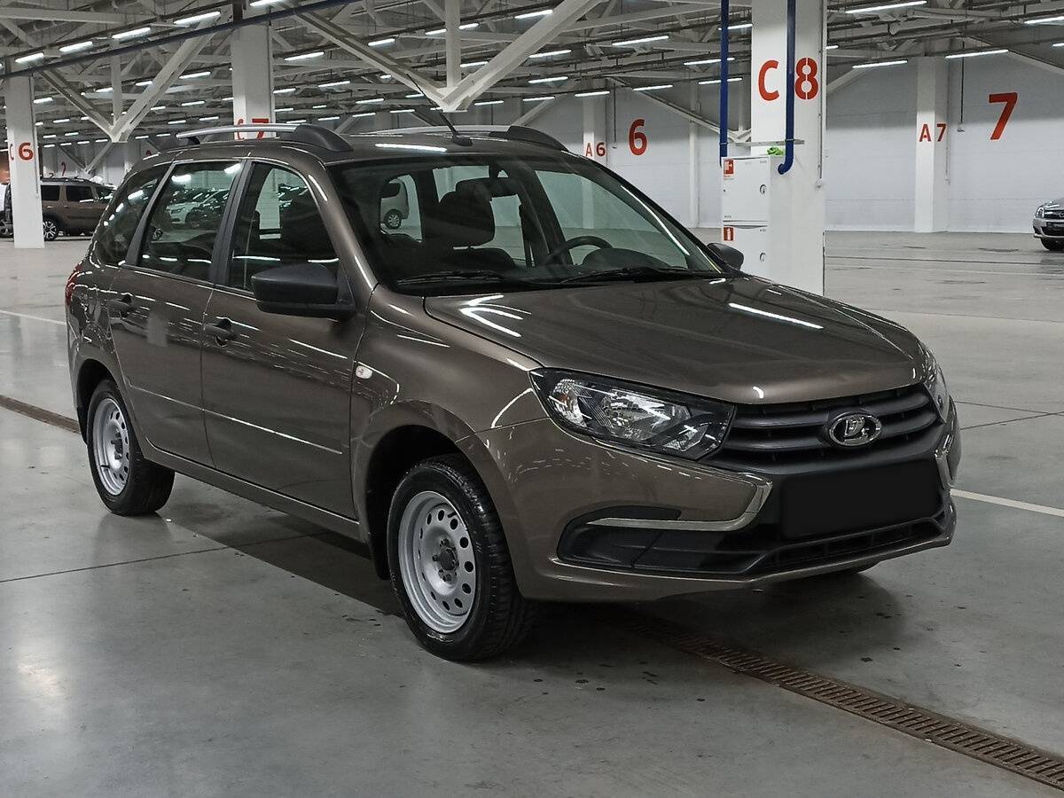 Лада (ВАЗ) Гранта б/у, 2019, Механическая. Фото: #2