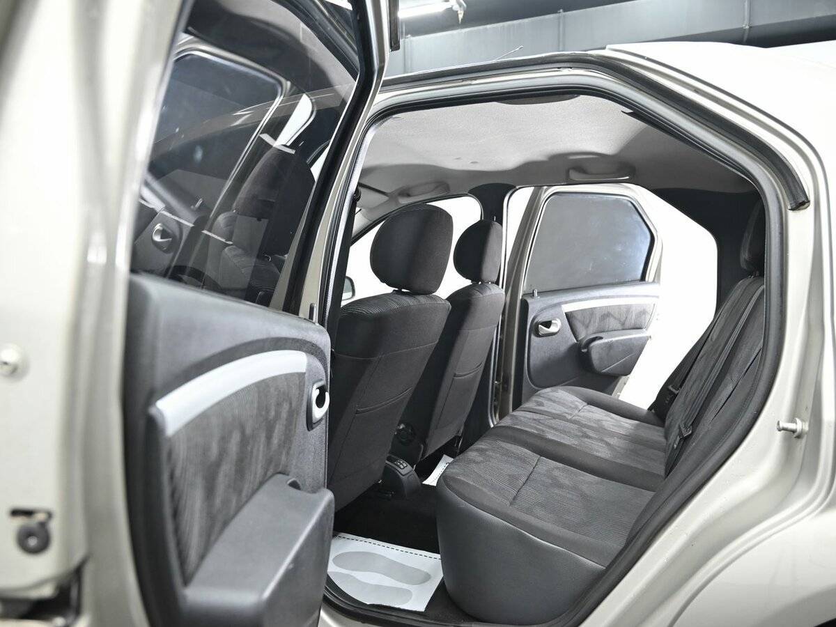 Рено Логан б/у, 2013, Механическая. Фото: #12