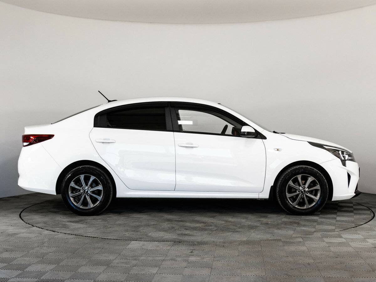 Киа Рио б/у, 2021, Автоматическая. Фото: #4