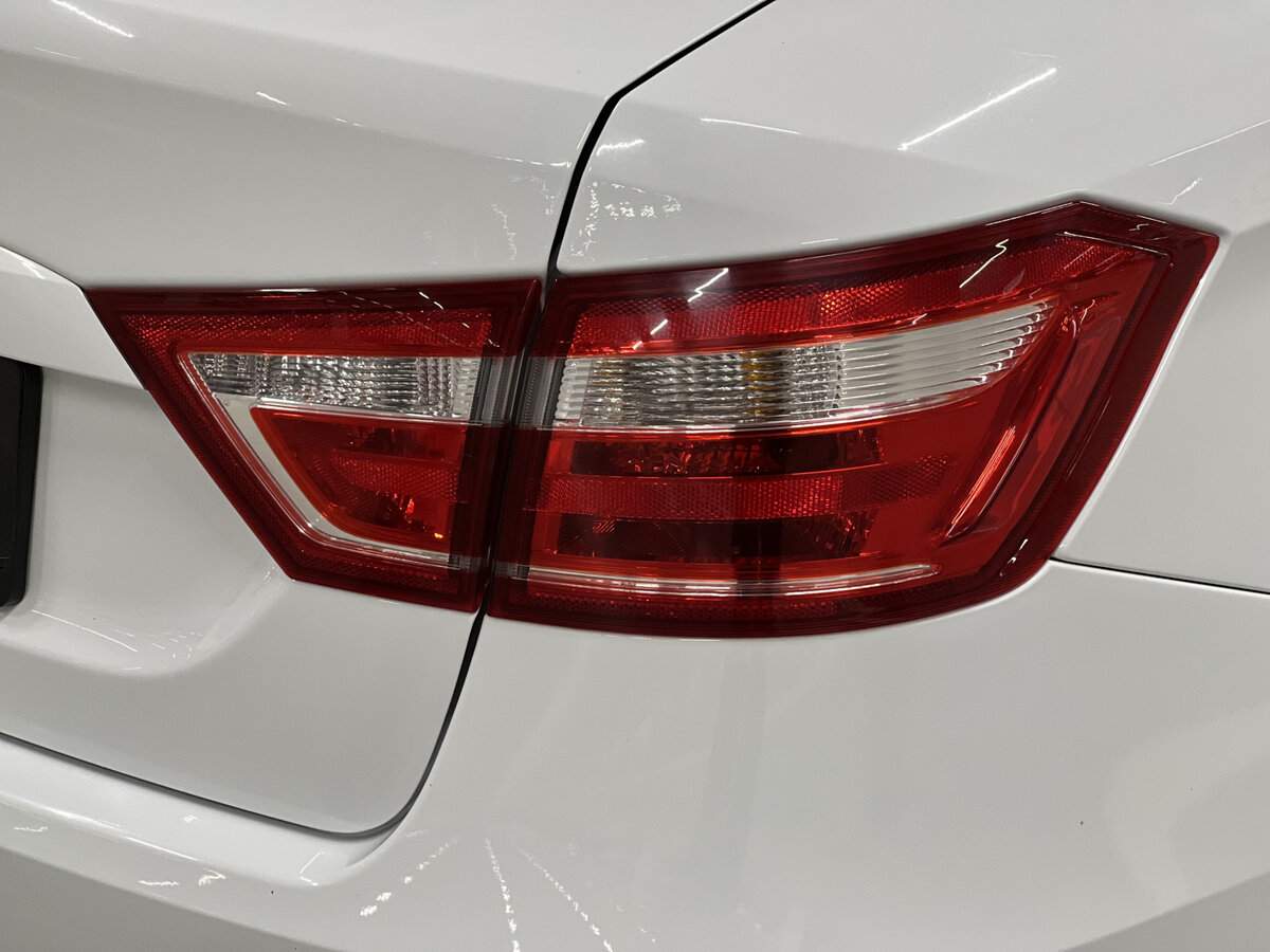 Лада (ВАЗ) Веста б/у, 2018, Механическая. Фото: #8