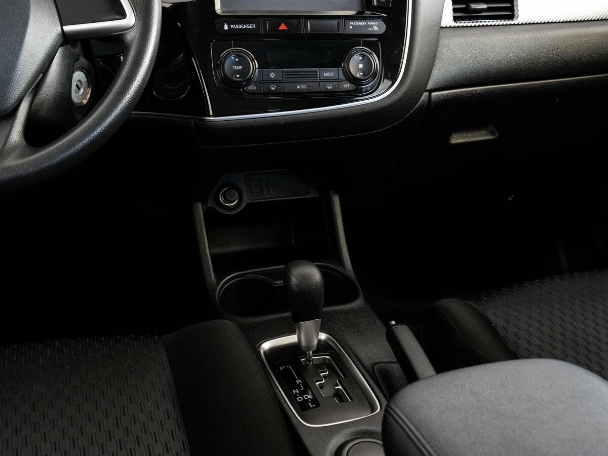 Митсубиши Оутлэндер б/у, 2014, Вариатор. Фото: #11