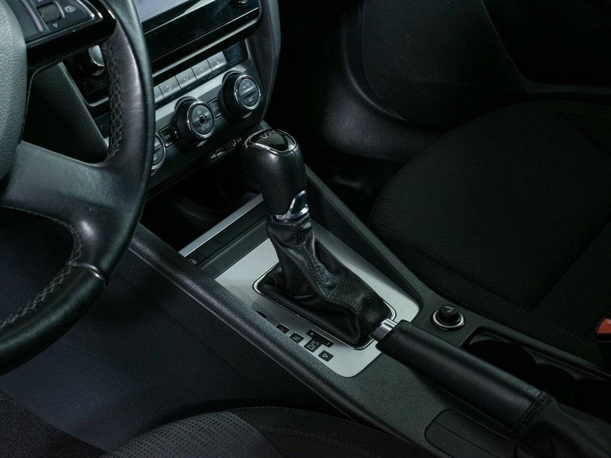 Шкода Октавия б/у, 2015, Роботизированная. Фото: #14