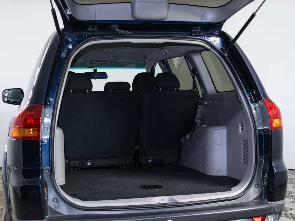 Митсубиши Паджеро Спорт б/у, 2012, Механическая. Фото: #8