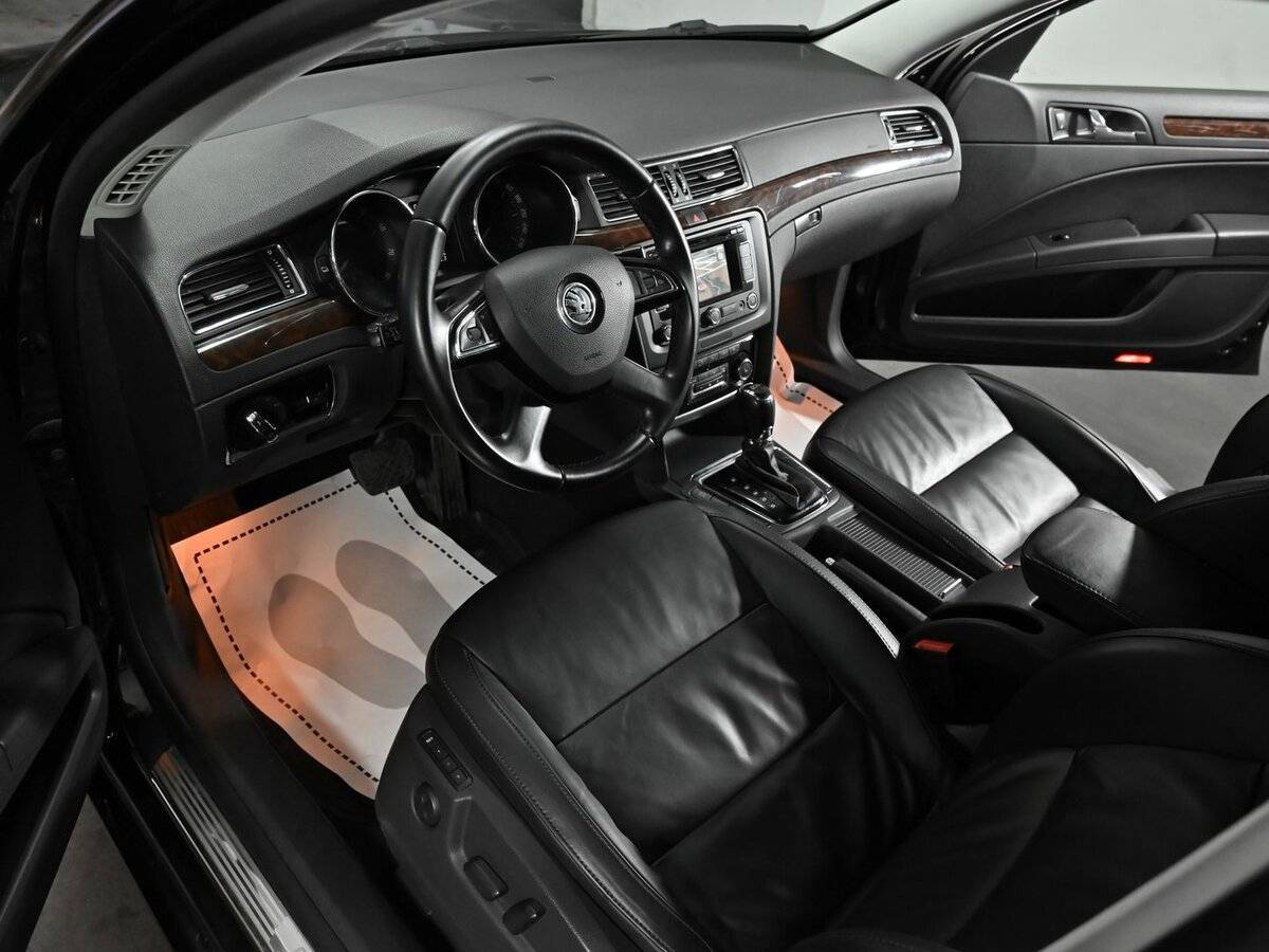 Шкода Суперб б/у, 2013, Роботизированная. Фото: #7