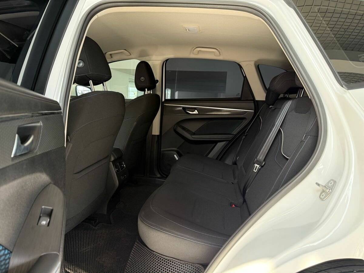 Хавал Джолион б/у, 2022, Роботизированная. Фото: #13