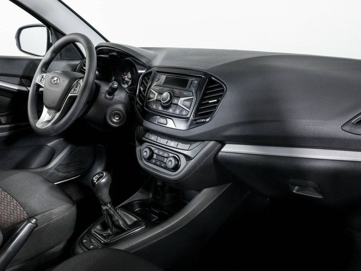 Лада (ВАЗ) Веста б/у, 2018, Механическая. Фото: #5