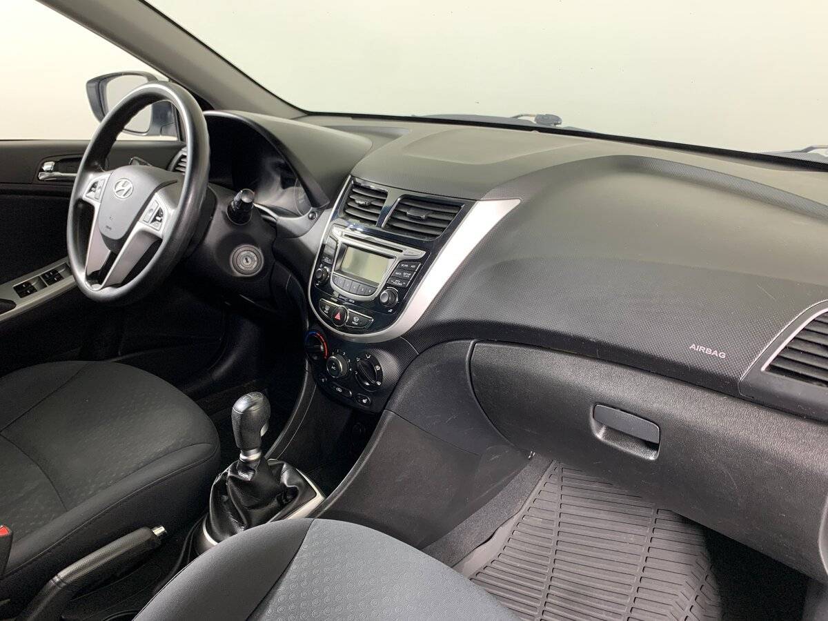Хендай Солярис б/у, 2013, Механическая. Фото: #12