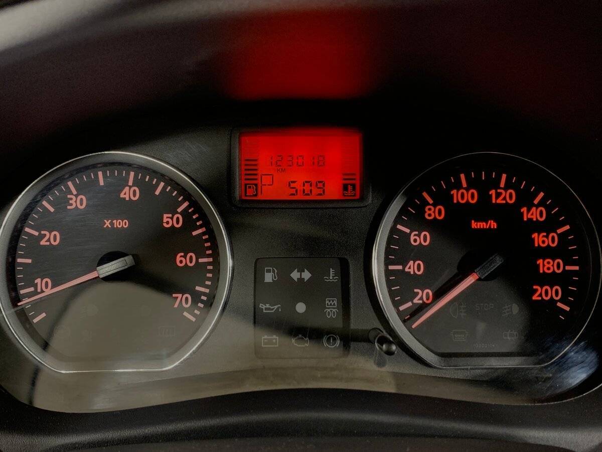 Ниссан Альмера б/у, 2016, Автоматическая. Фото: #13