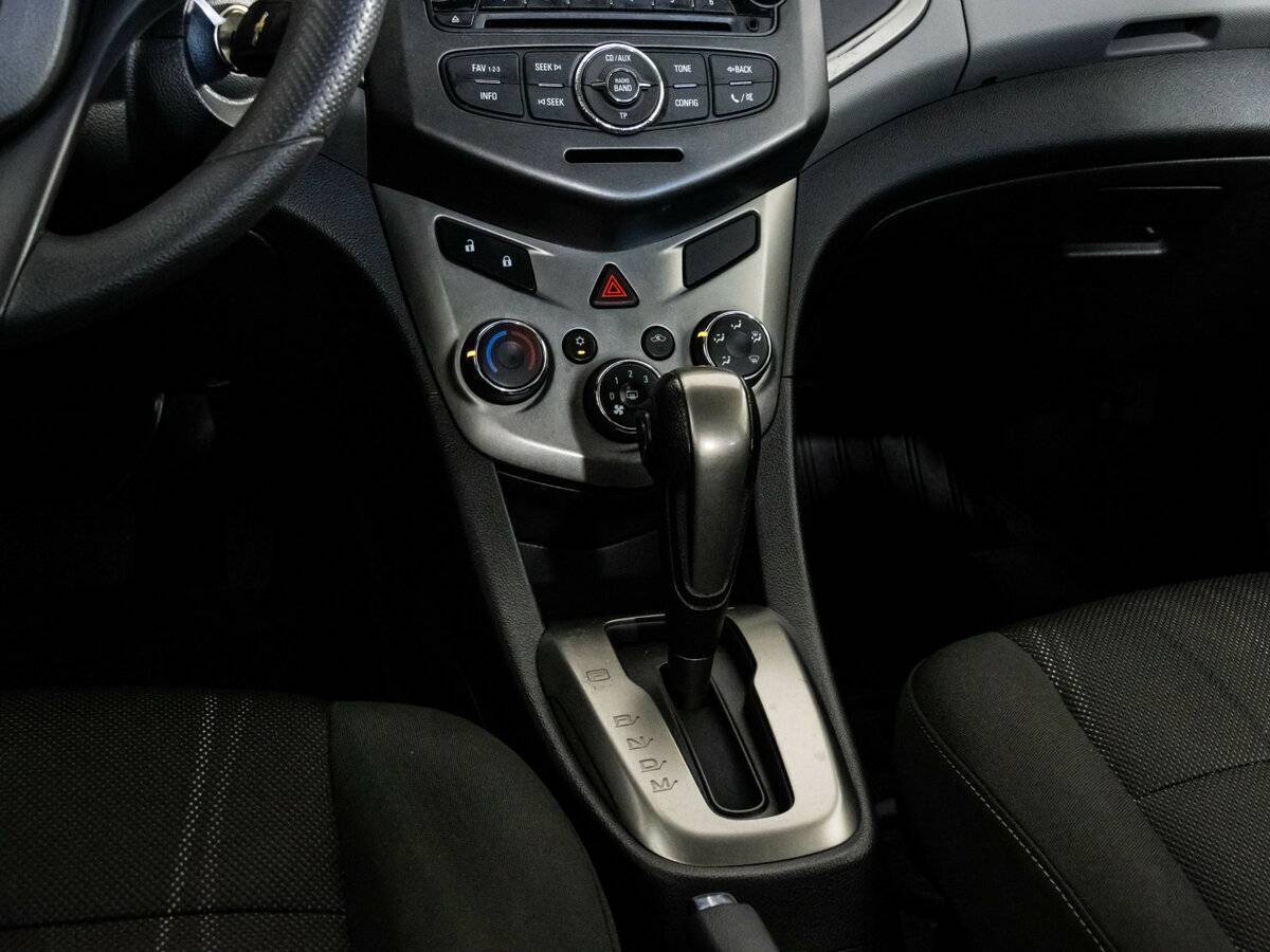 Шевроле Авео б/у, 2014, Автоматическая. Фото: #11