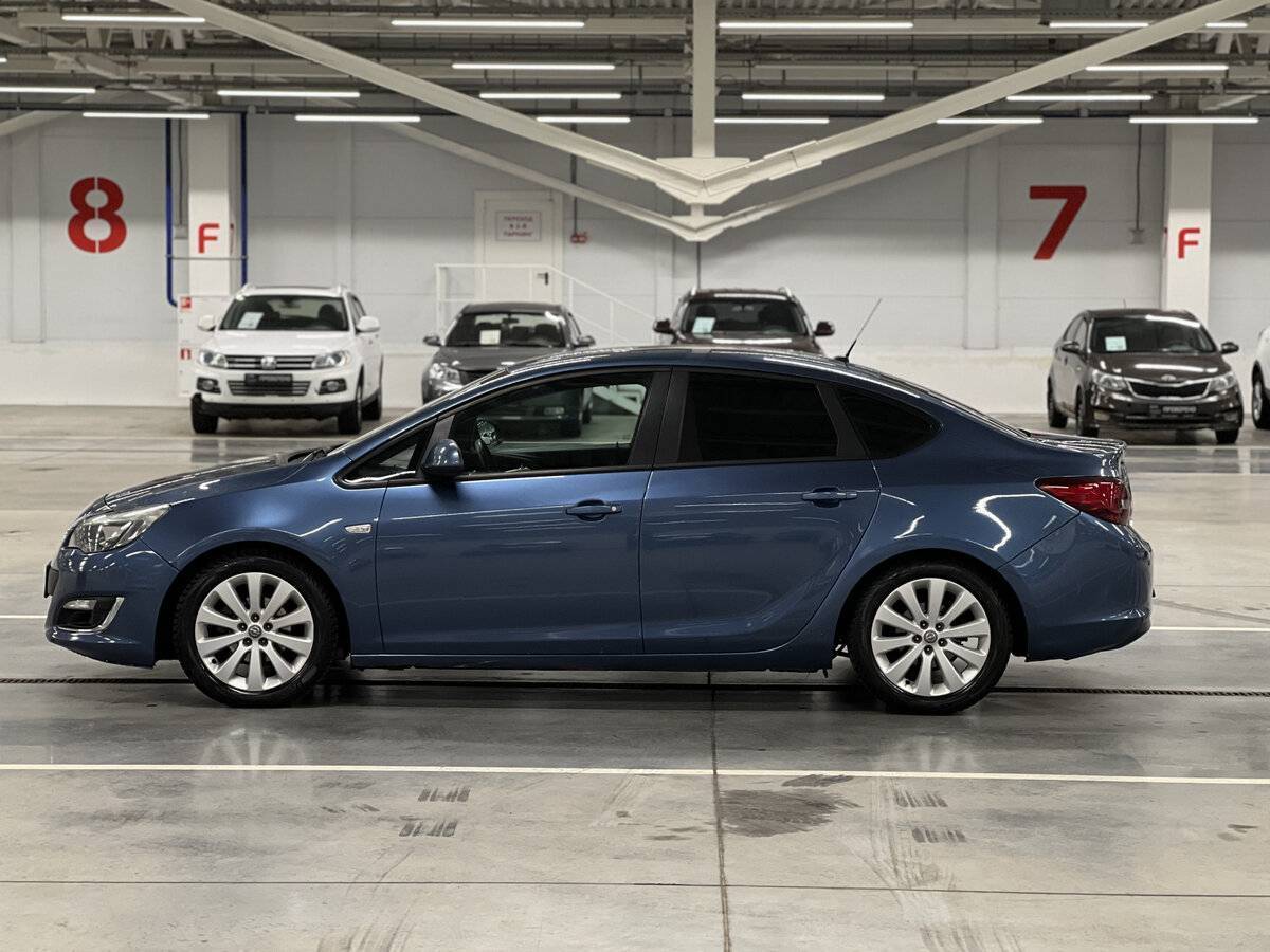 Опель Астра б/у, 2013, Механическая. Фото: #7