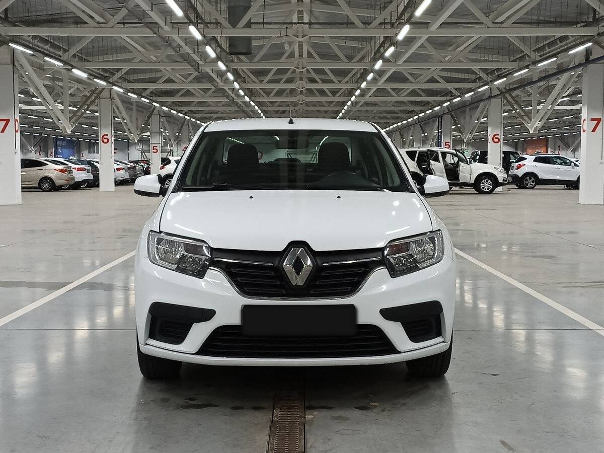 Рено Логан б/у, 2020, Автоматическая. Фото: #1