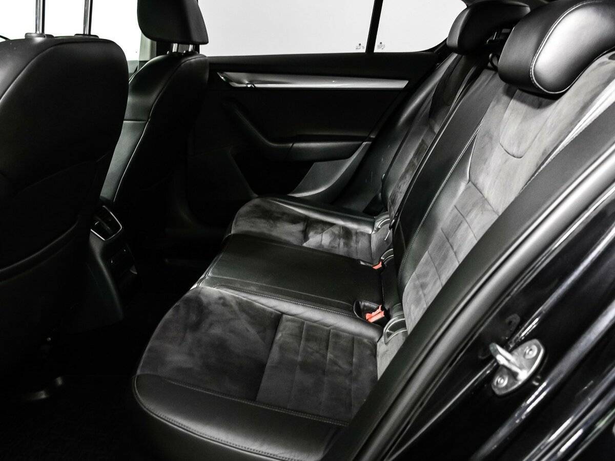 Шкода Октавия б/у, 2014, Роботизированная. Фото: #11