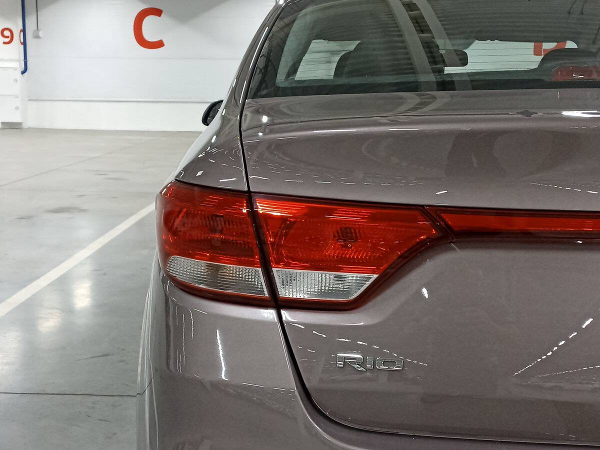 Киа Рио б/у, 2018, Механическая. Фото: #8