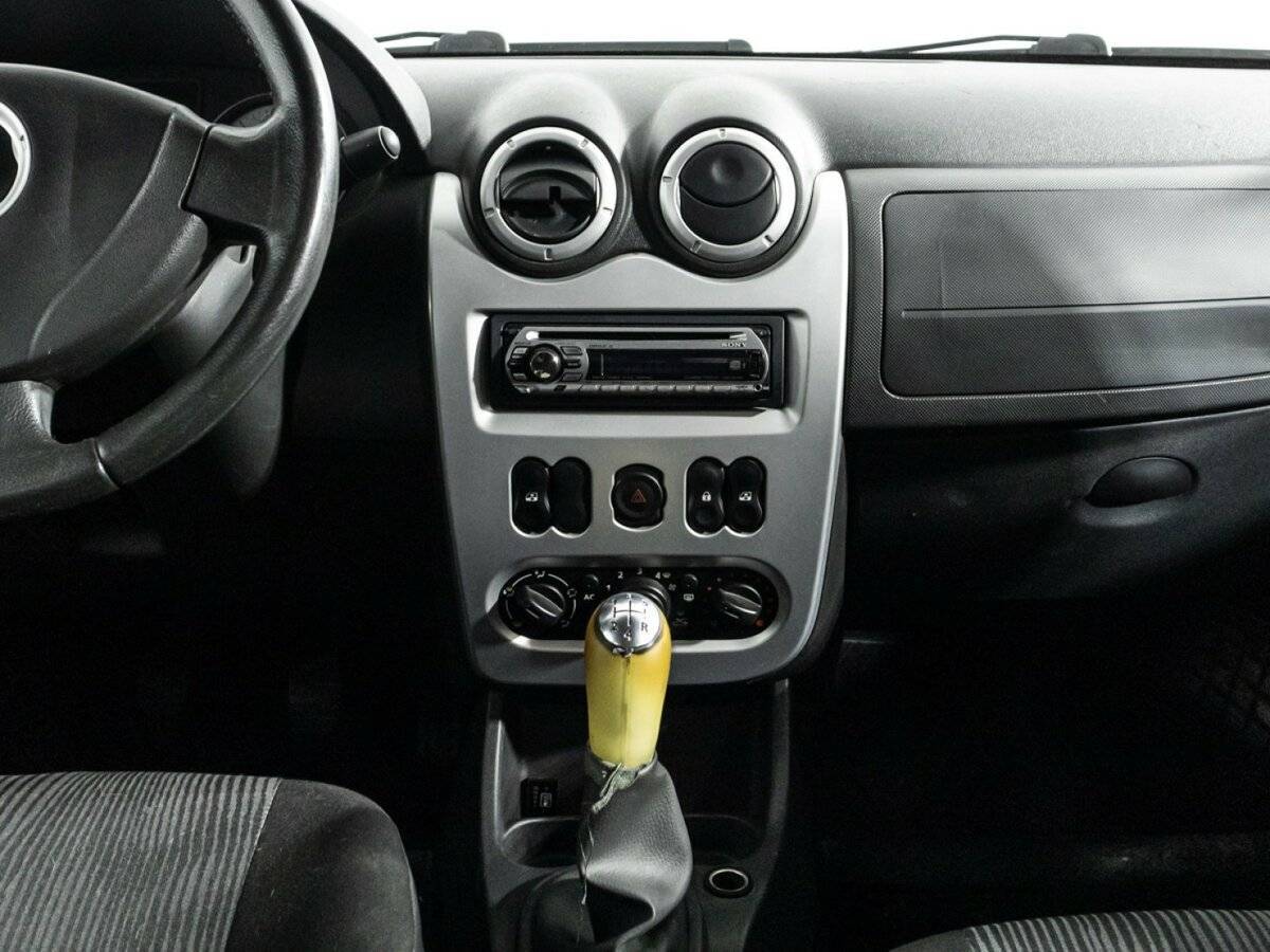 Рено Логан б/у, 2012, Механическая. Фото: #13