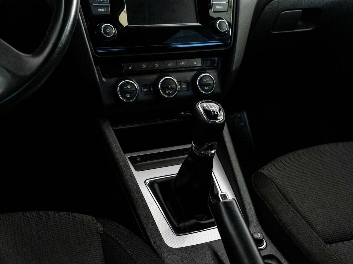 Шкода Октавия б/у, 2013, Механическая. Фото: #13