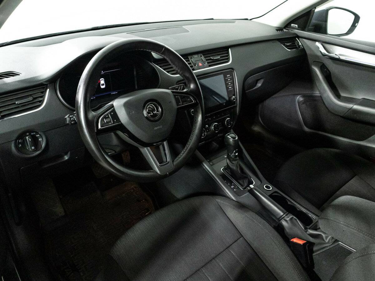 Шкода Октавия б/у, 2020, Роботизированная. Фото: #10