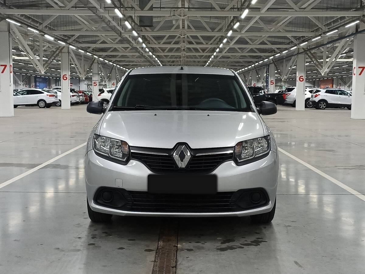 Рено Логан б/у, 2017, Механическая. Фото: #1