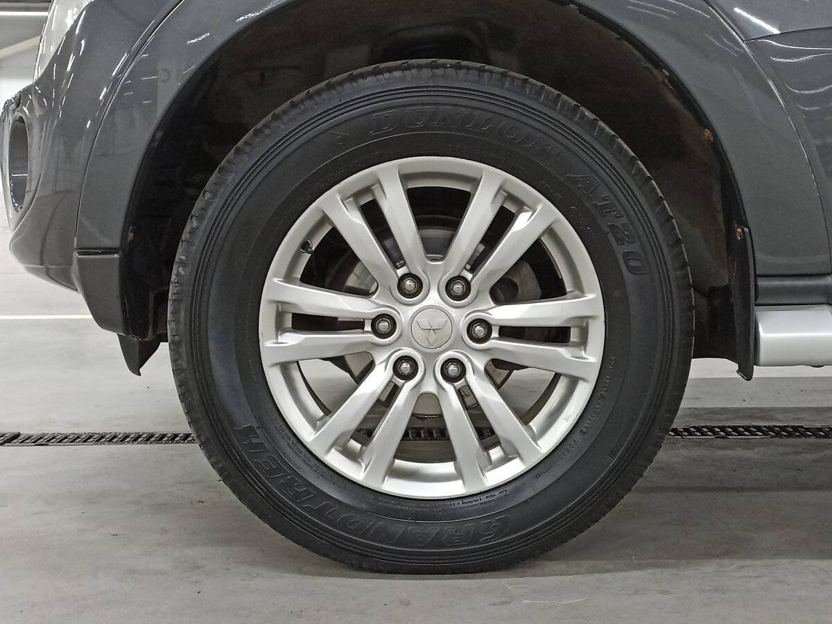 Митсубиши Паджеро б/у, 2012, Автоматическая. Фото: #17