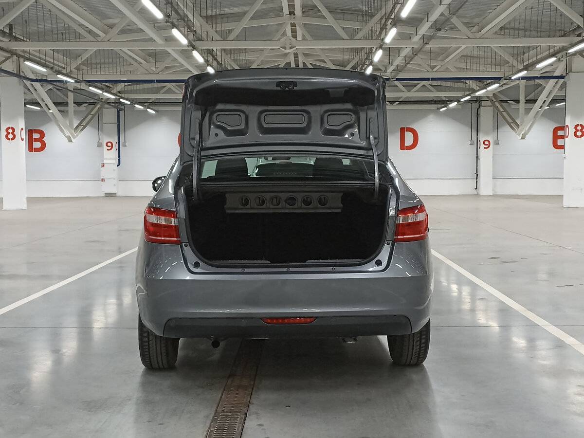 Лада (ВАЗ) Веста б/у, 2016, Механическая. Фото: #9