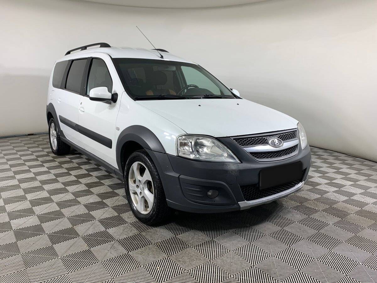 Лада (ВАЗ) Ларгус б/у, 2018, Механическая. Фото: #2