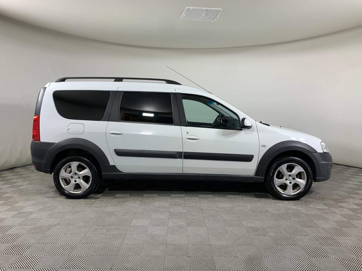 Лада (ВАЗ) Ларгус б/у, 2018, Механическая. Фото: #3