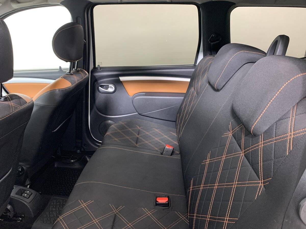 Лада (ВАЗ) Ларгус б/у, 2018, Механическая. Фото: #17