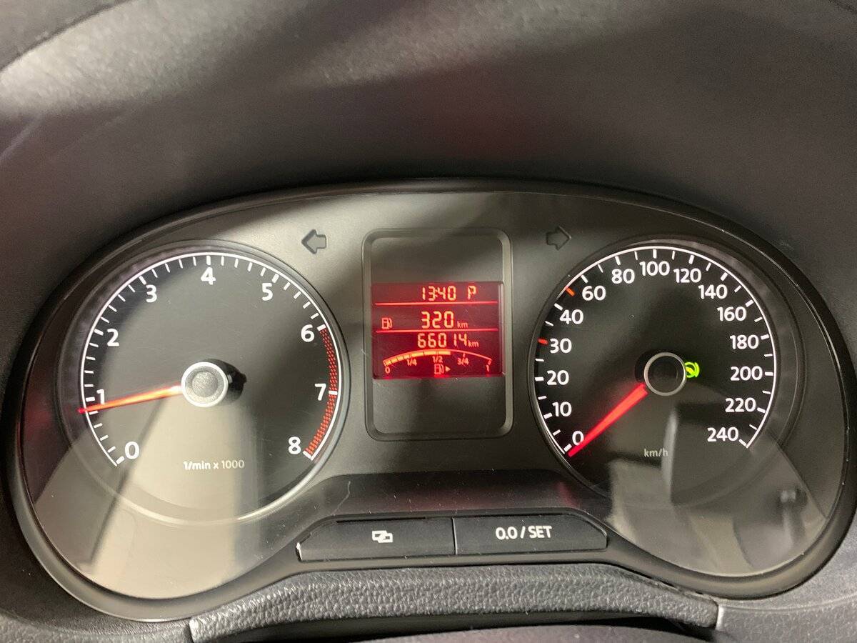 Фольксваген Поло б/у, 2014, Автоматическая. Фото: #13