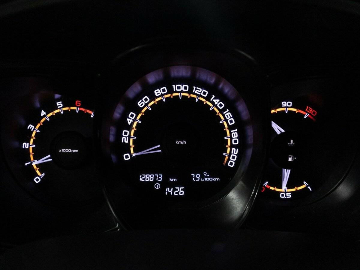 Лада (ВАЗ) Веста б/у, 2019, Механическая. Фото: #11