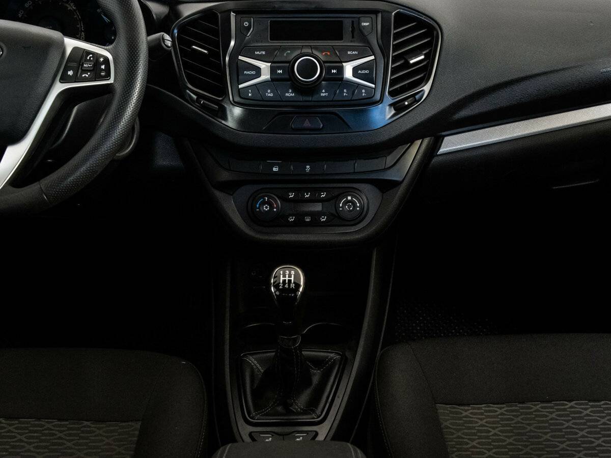 Лада (ВАЗ) Веста б/у, 2021, Механическая. Фото: #10