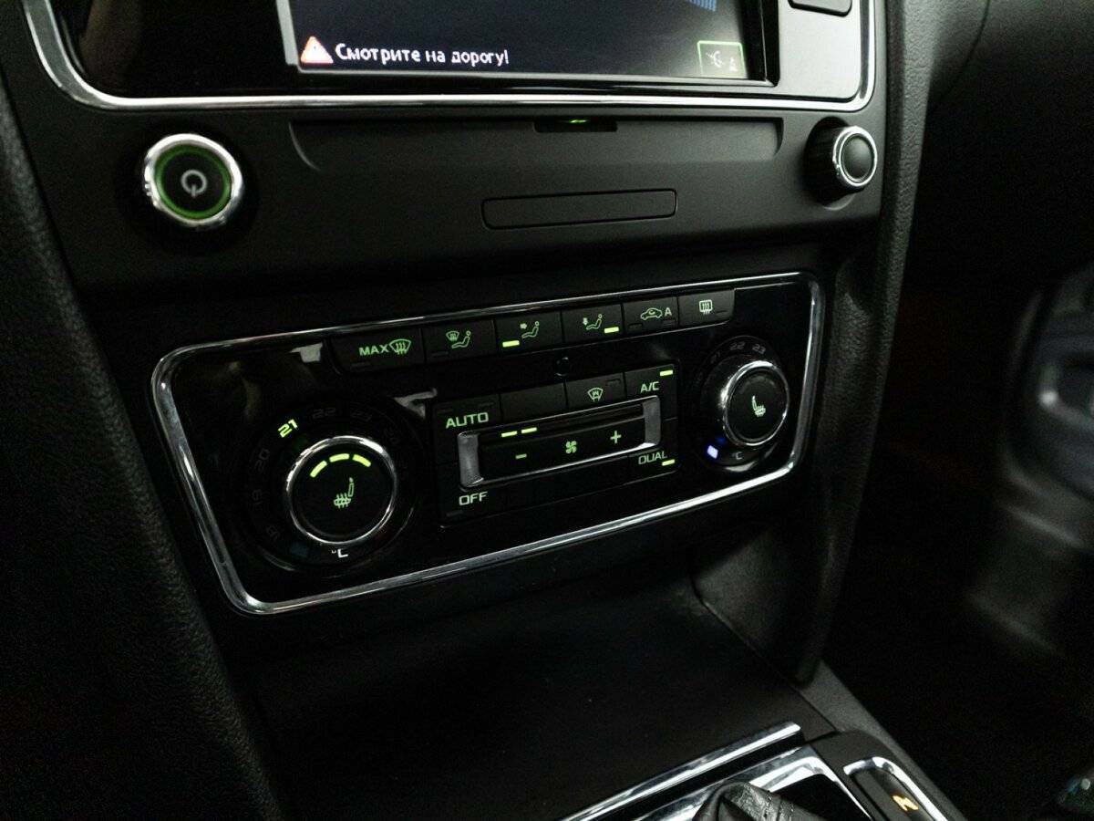 Шкода Суперб б/у, 2013, Роботизированная. Фото: #18