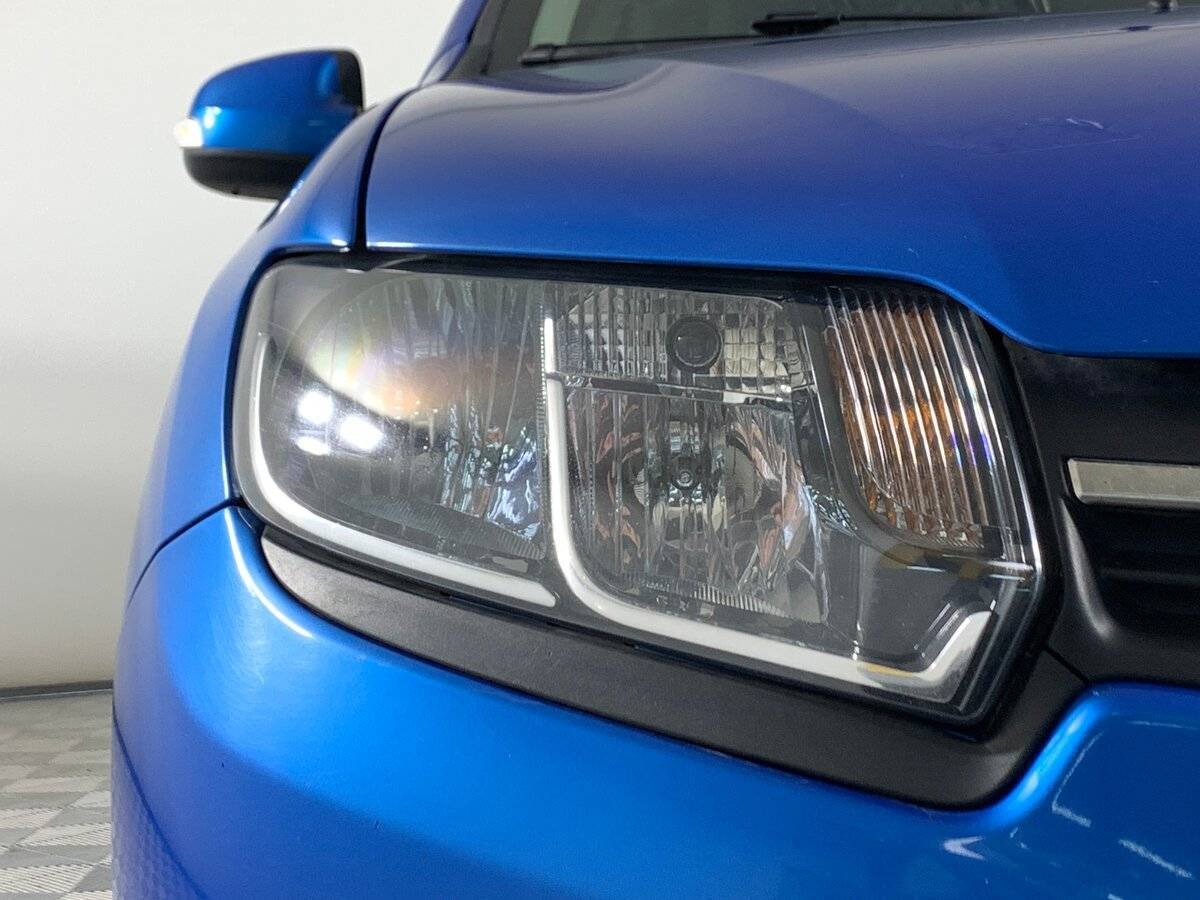 Рено Логан б/у, 2015, Роботизированная. Фото: #9