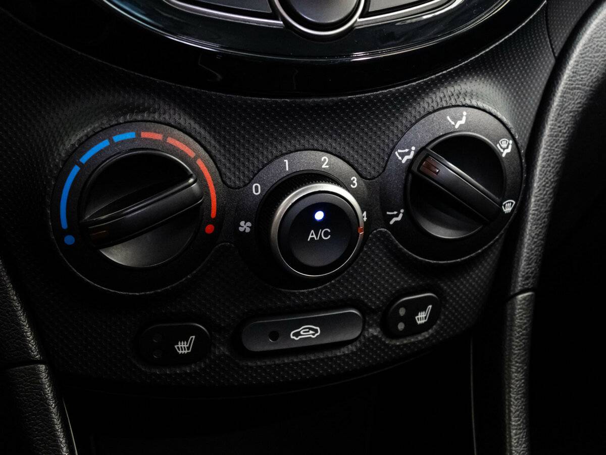 Хендай Солярис б/у, 2016, Автоматическая. Фото: #11