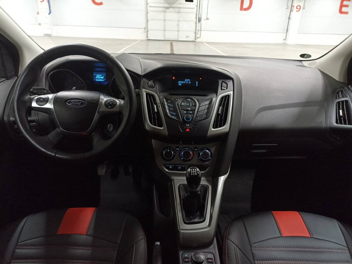 Форд Фокус б/у, 2012, Механическая. Фото: #13