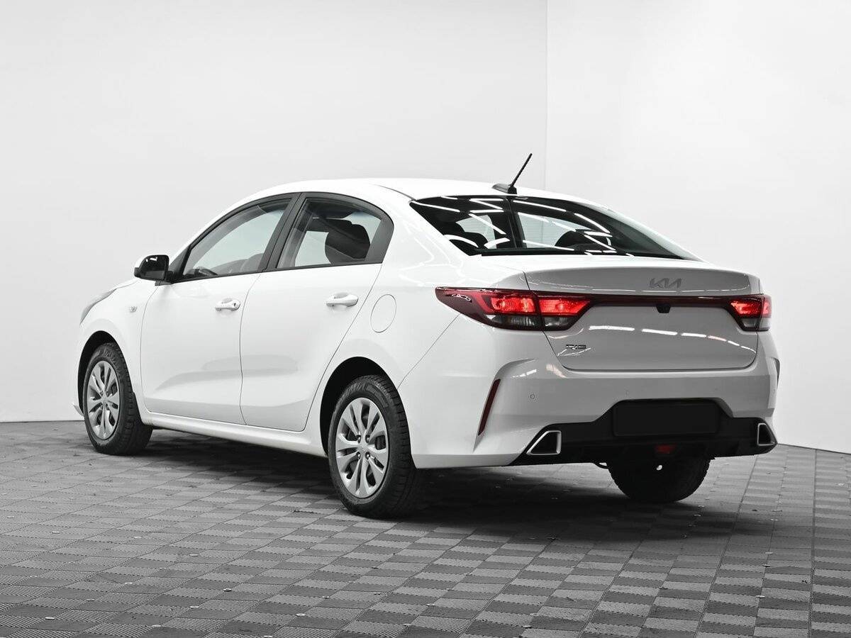 Киа Рио б/у, 2022, Автоматическая. Фото: #2