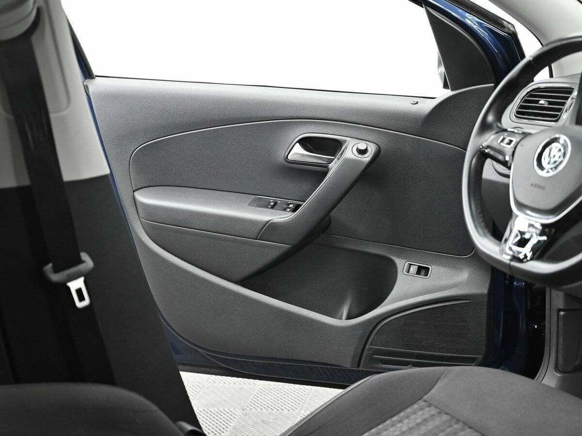 Фольксваген Поло б/у, 2016, Механическая. Фото: #5