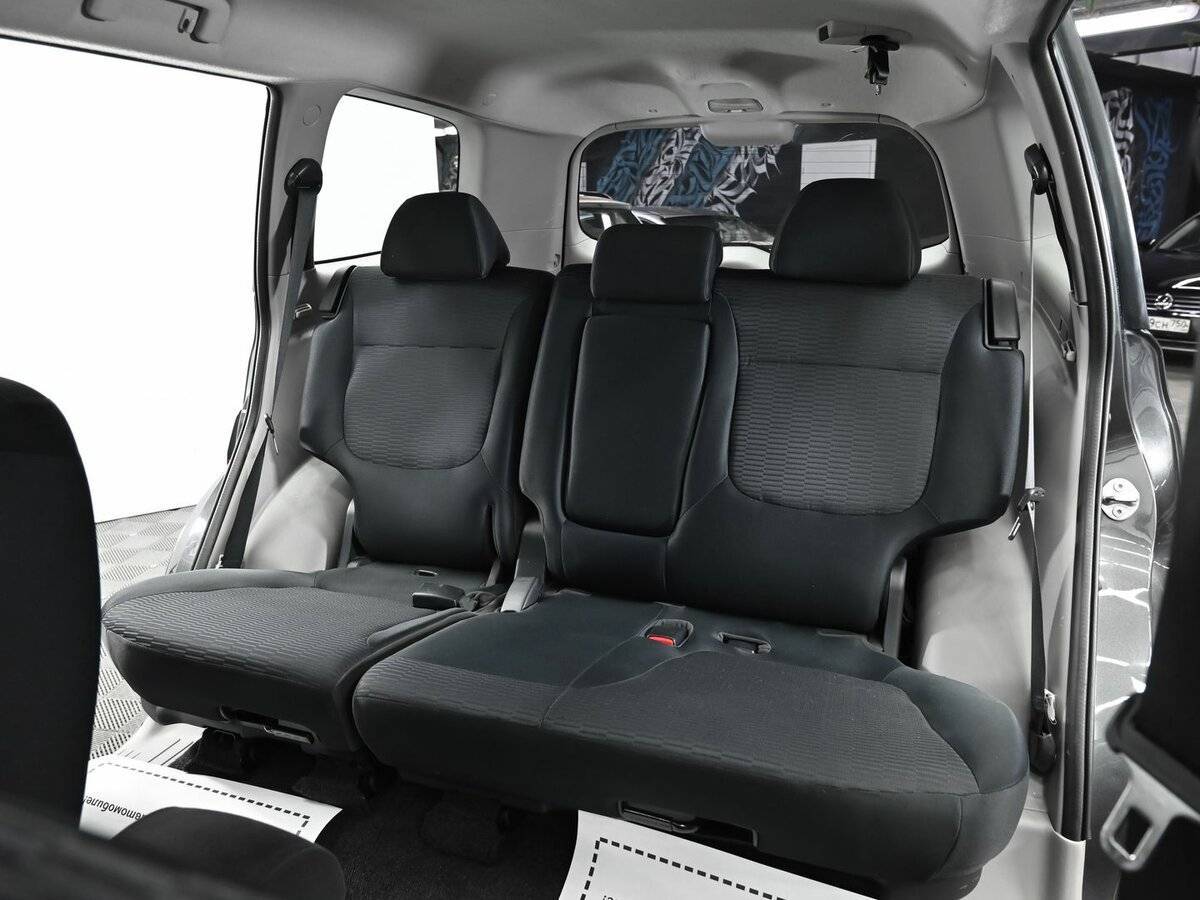 Митсубиши Паджеро Спорт б/у, 2012, Механическая. Фото: #11