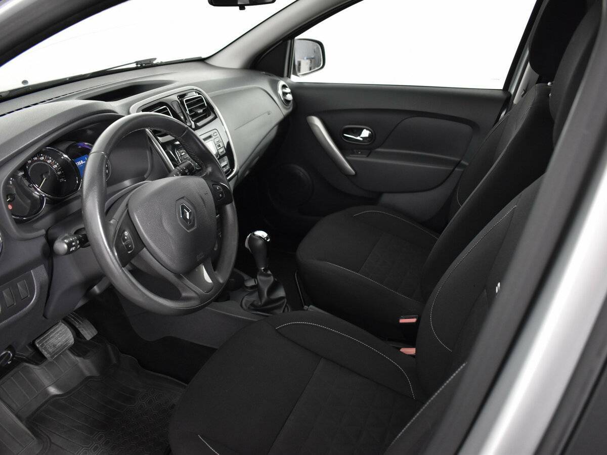 Рено Сандеро б/у, 2017, Автоматическая. Фото: #5