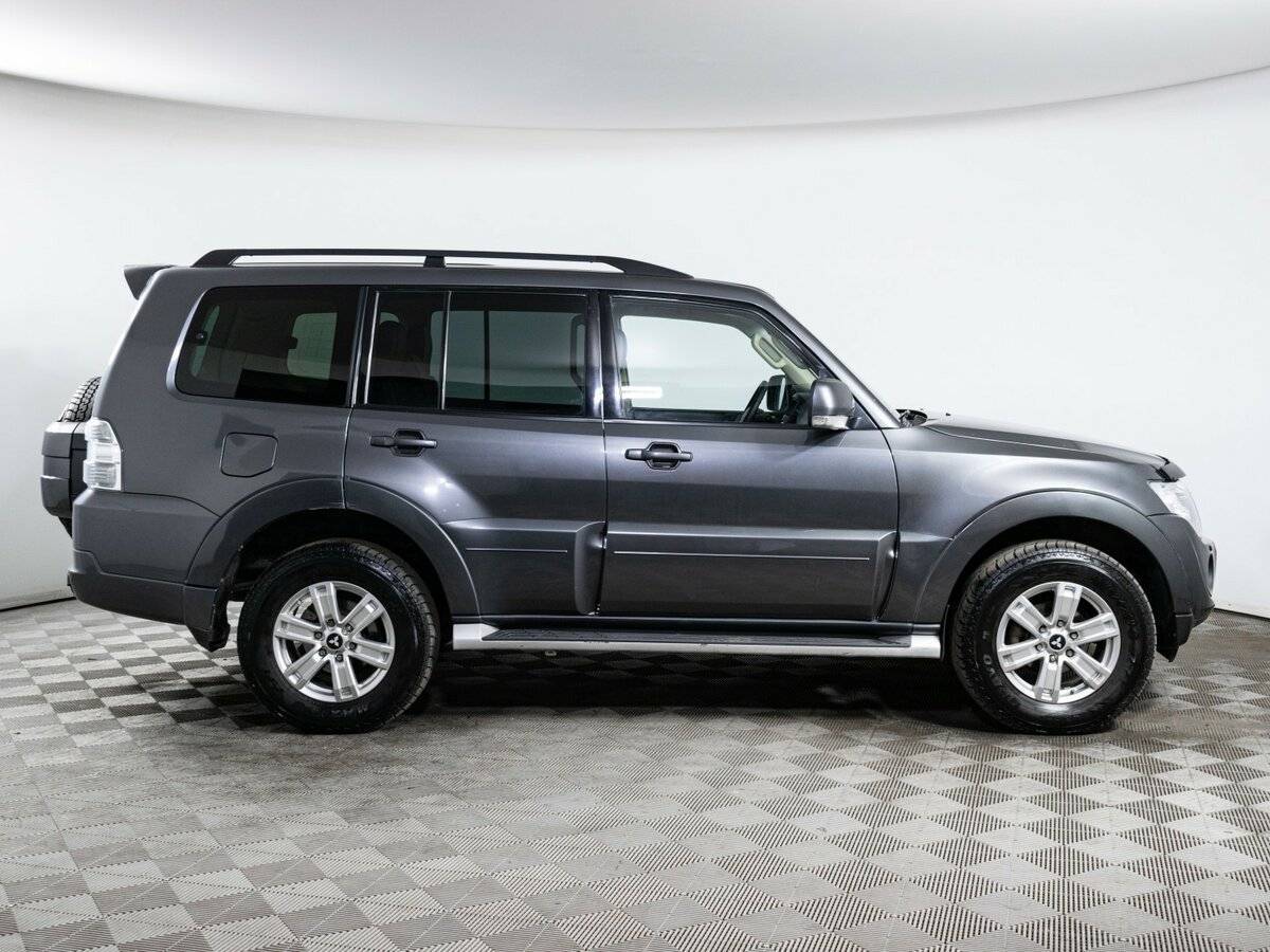 Митсубиши Паджеро б/у, 2013, Автоматическая. Фото: #3